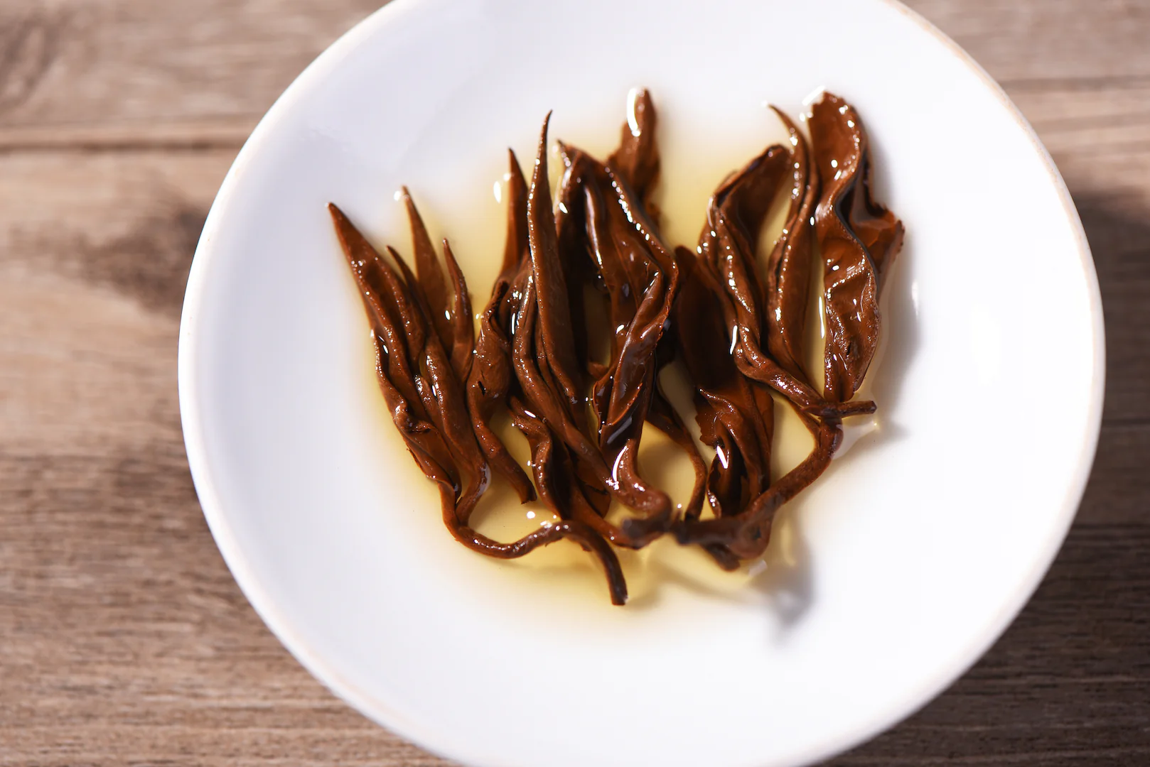 Yunnan "Black Gold Bi Luo Chun" Black Tea - Image 7