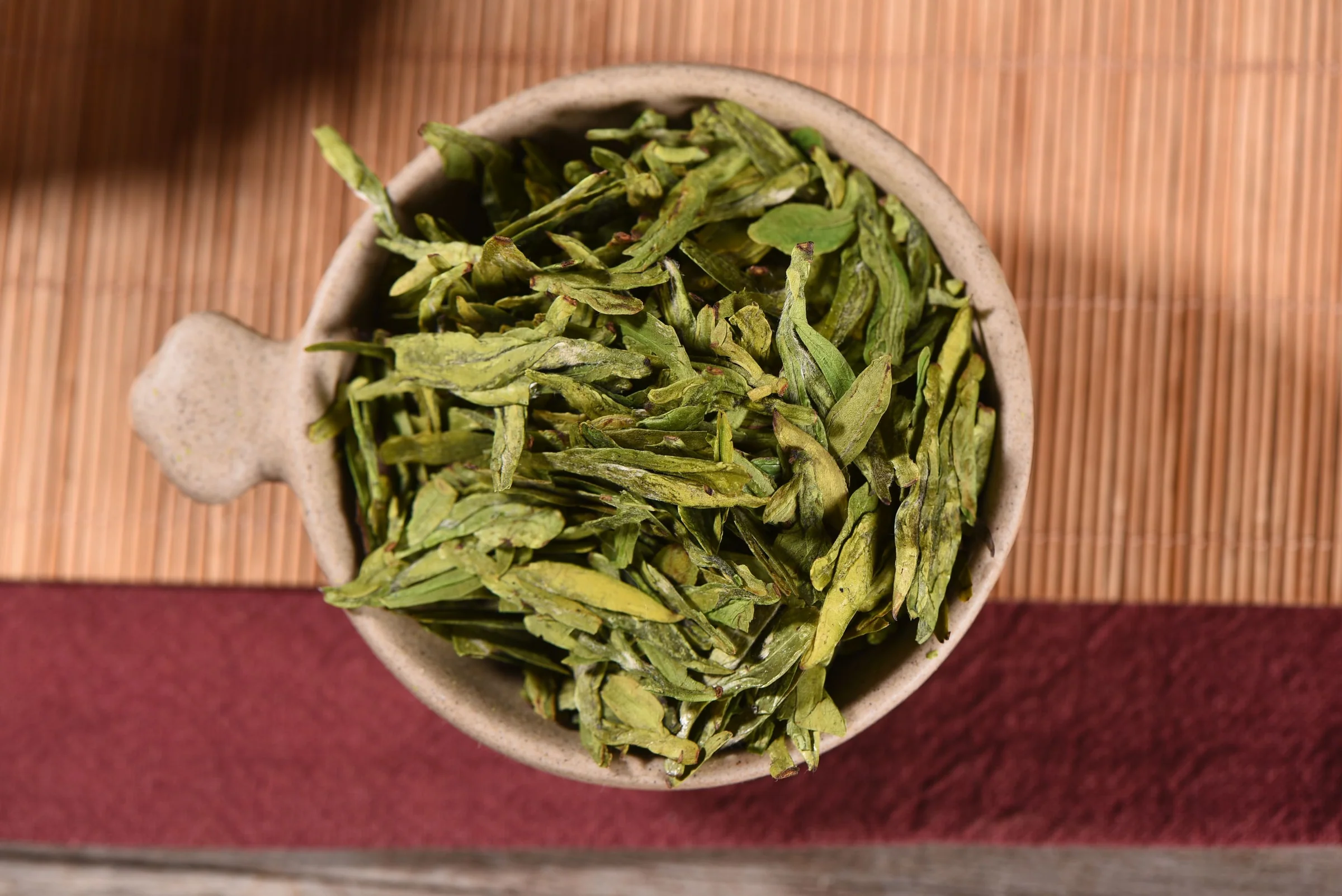 Premium Longjing Tea from Zhejiang - Image 3